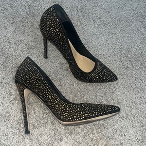 Elegant Beautiful Rhinestone Pumps EUC Size 8
